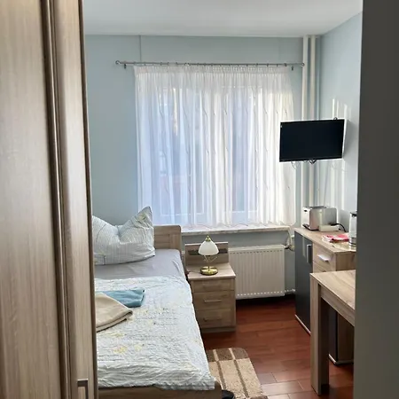 Private Grosse * Naumburg (Saale)